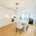 Montchoisi 1 Bedroom Near Gare Ouchy Smart Lock Daire *