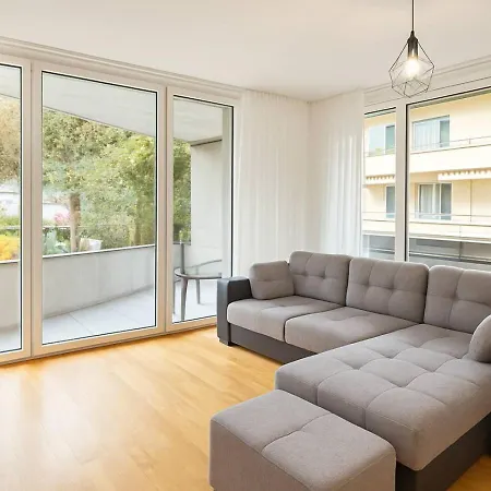 Montchoisi 1 Bedroom Near Gare Ouchy Smart Lock 아파트