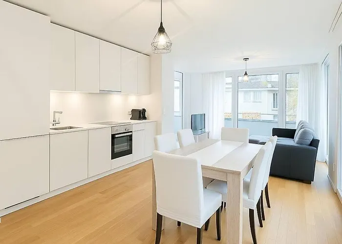 Montchoisi 1 Bedroom Near Gare Ouchy Smart Lock 아파트 *