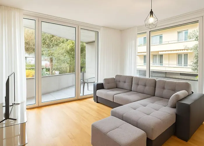 Montchoisi 1 Bedroom Near Gare Ouchy Smart Lock Apartment